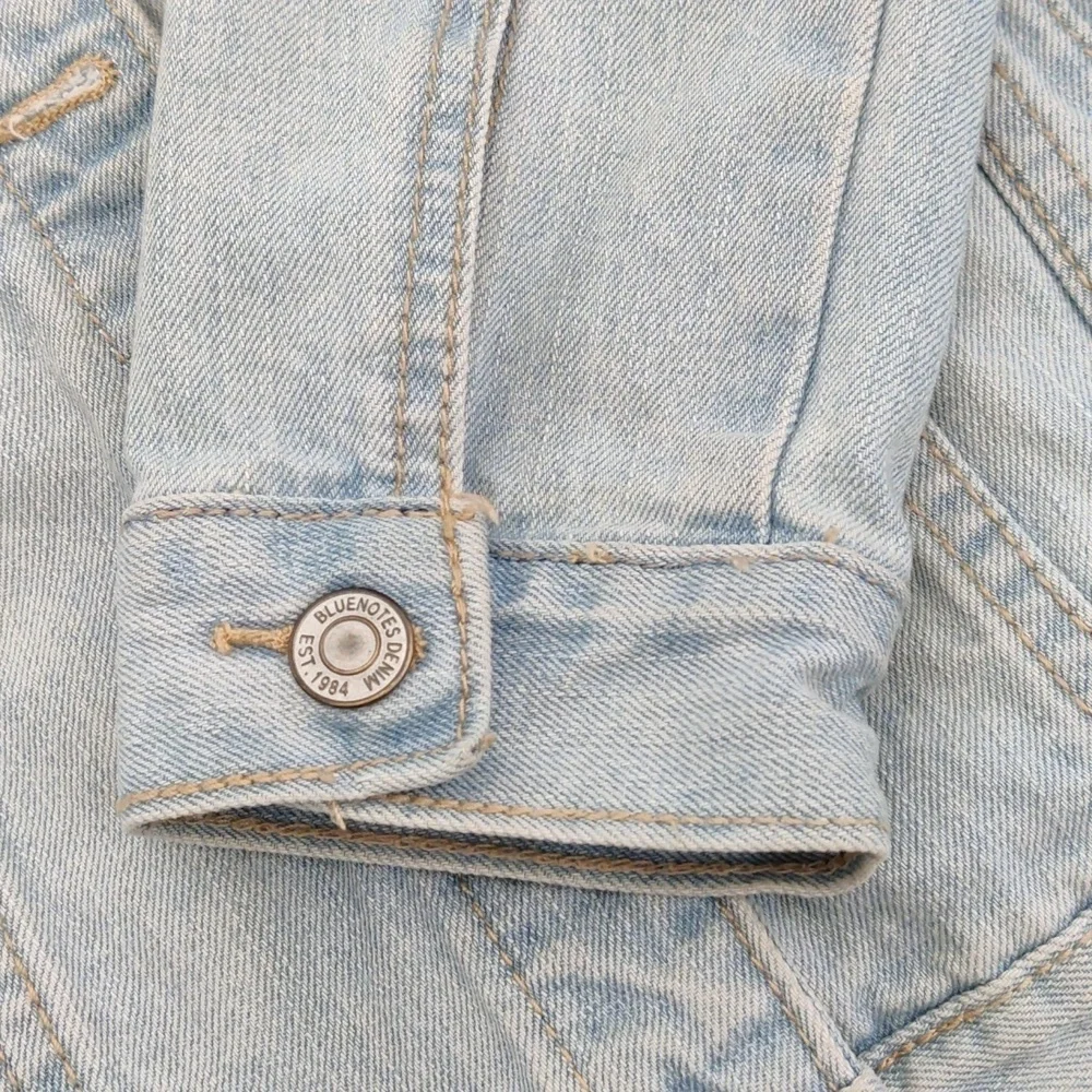BLUENOTES boyfriend fit light blue embroidered denim jacket oversized XS - Picture 10 of 10